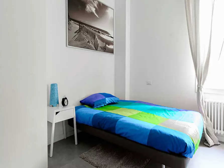 Immagine 5 di Camera in affitto  in Via Oreste Regnoli a Bologna