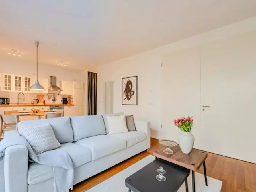 Immagine 3 di Appartamento in affitto  in Pappelallee a Berlin