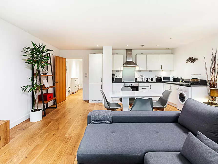 Immagine 7 di Appartamento in affitto  in Meath Crescent a Poplar
