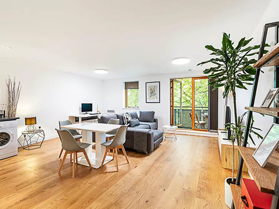 Immagine 9 di Appartamento in affitto  in Meath Crescent a Poplar
