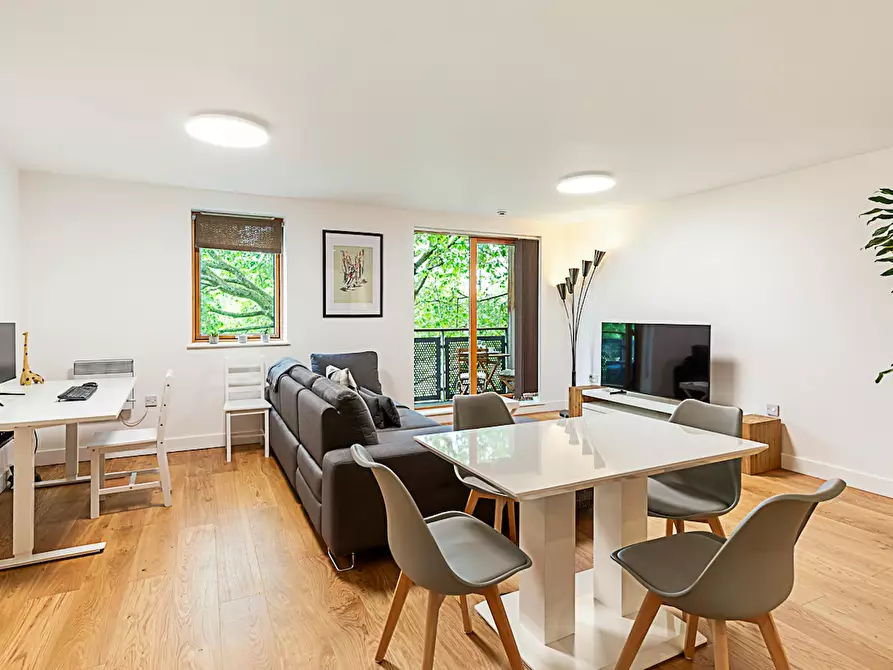 Immagine 1 di Appartamento in affitto  in Meath Crescent a Poplar