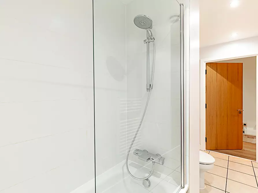 Immagine 4 di Appartamento in affitto  in Meath Crescent a Poplar