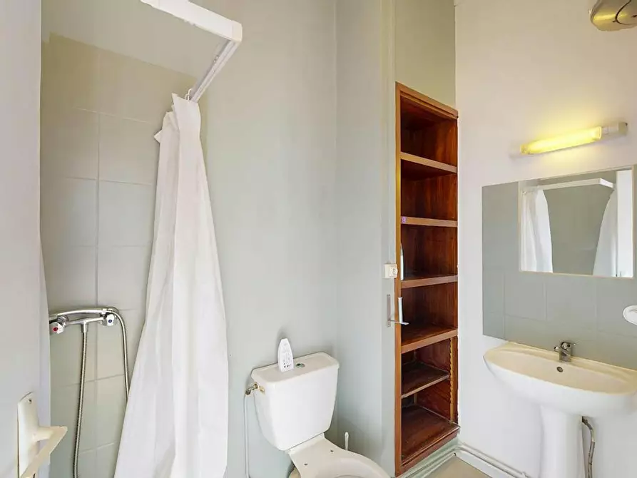 Immagine 9 di Appartamento in affitto  in Rue de la Tourgarnier a Angoulême