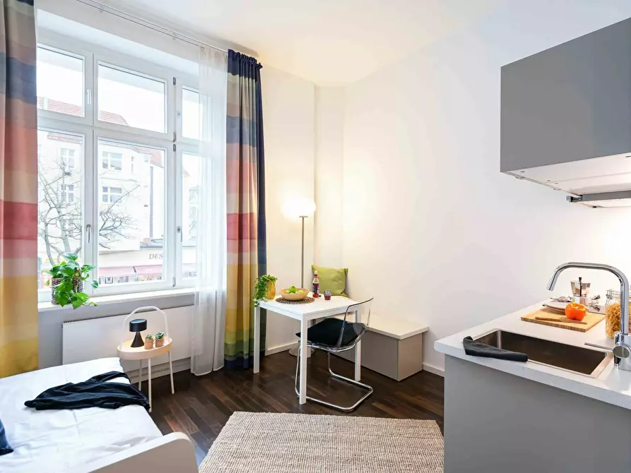 Immagine 1 di Appartamento in affitto  in Bundesallee a Berlin