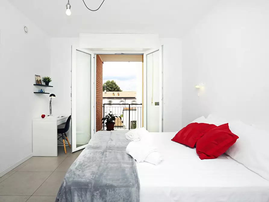 Immagine 8 di Camera condivisa in affitto  in Via Luigi Mercantini a Milano