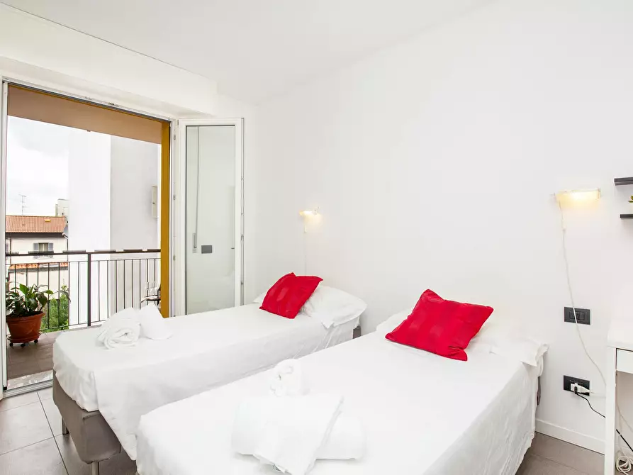 Immagine 4 di Camera condivisa in affitto  in Via Luigi Mercantini a Milano