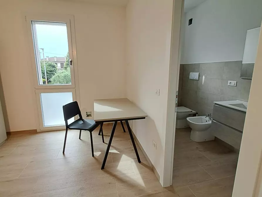 Immagine 8 di Camera in affitto  in Via Giuseppe Garibaldi a Albignasego