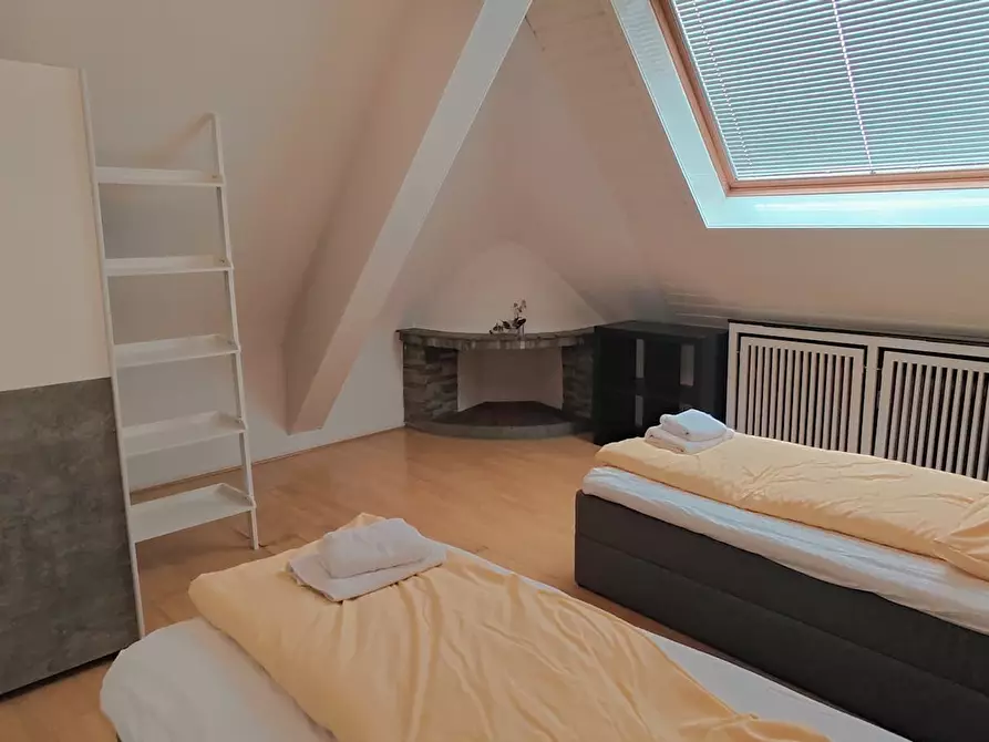 Immagine 3 di Appartamento in affitto  in Benrather Straße a Düsseldorf