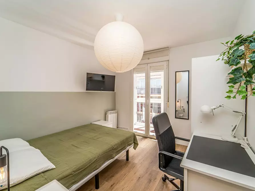 Immagine 1 di Camera in affitto  in Calle de Casasola a Valladolid