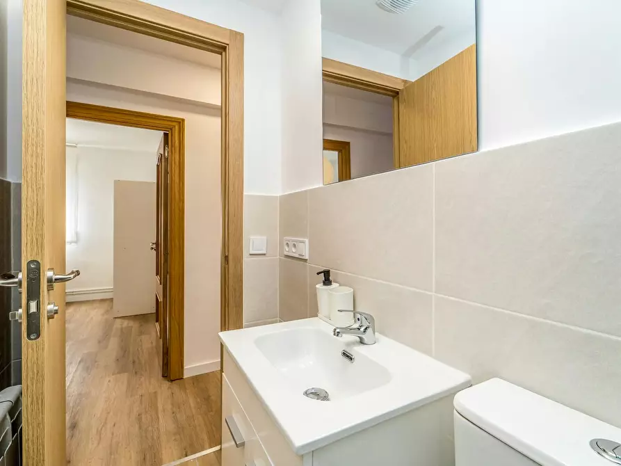 Immagine 10 di Camera in affitto  in Calle de Casasola a Valladolid