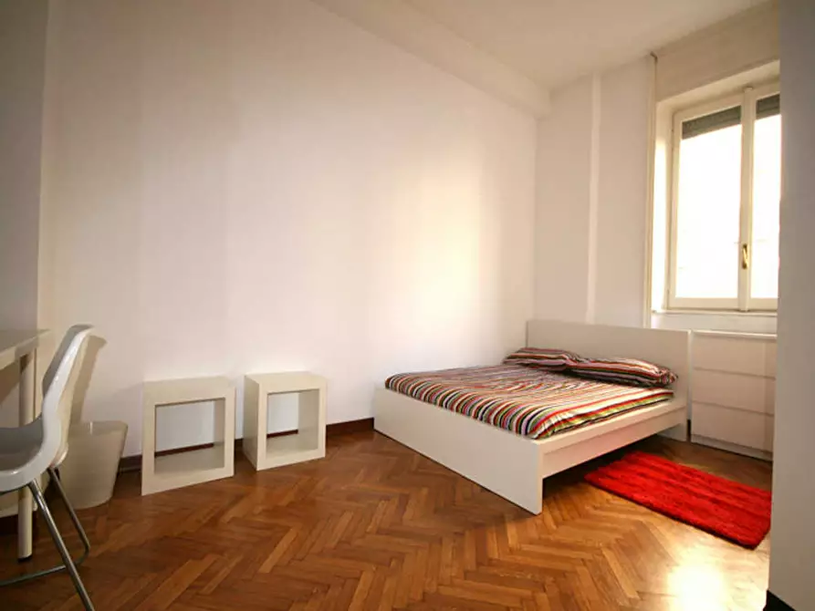 Immagine 3 di Camera in affitto  in Via Lecco a Milano