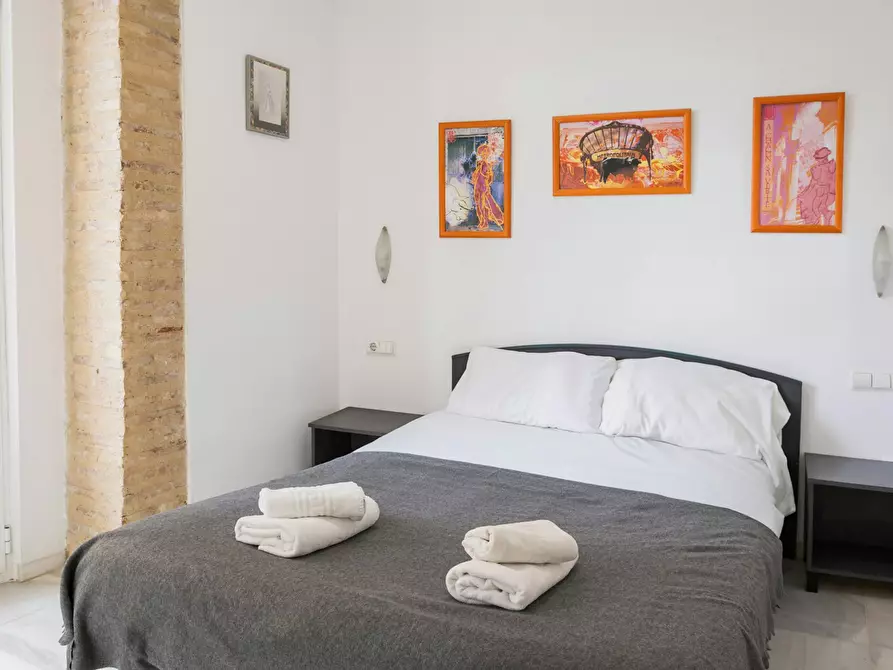 Immagine 1 di Appartamento in affitto  in Carrer d'En Llopis a Valencia