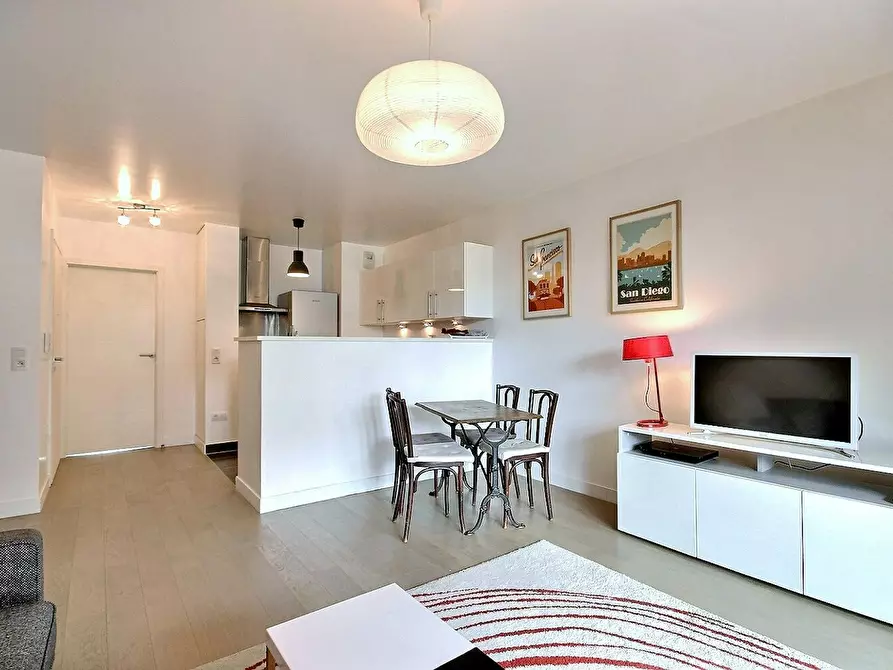 Immagine 5 di Appartamento in affitto  in Boulevard de Grenelle a Paris