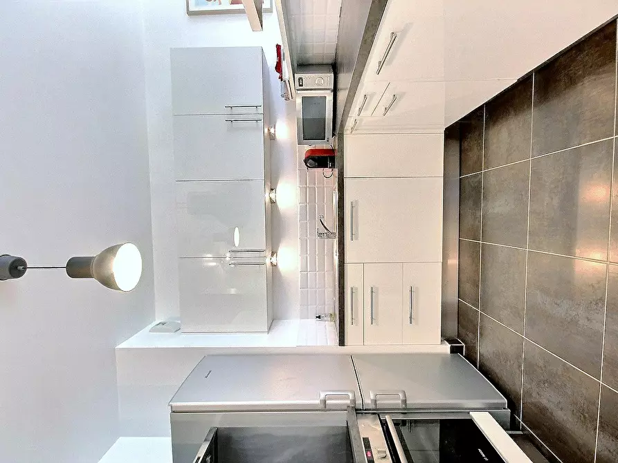 Immagine 6 di Appartamento in affitto  in Boulevard de Grenelle a Paris