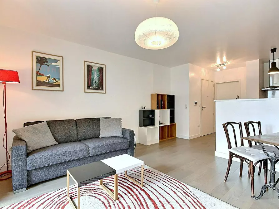 Immagine 4 di Appartamento in affitto  in Boulevard de Grenelle a Paris