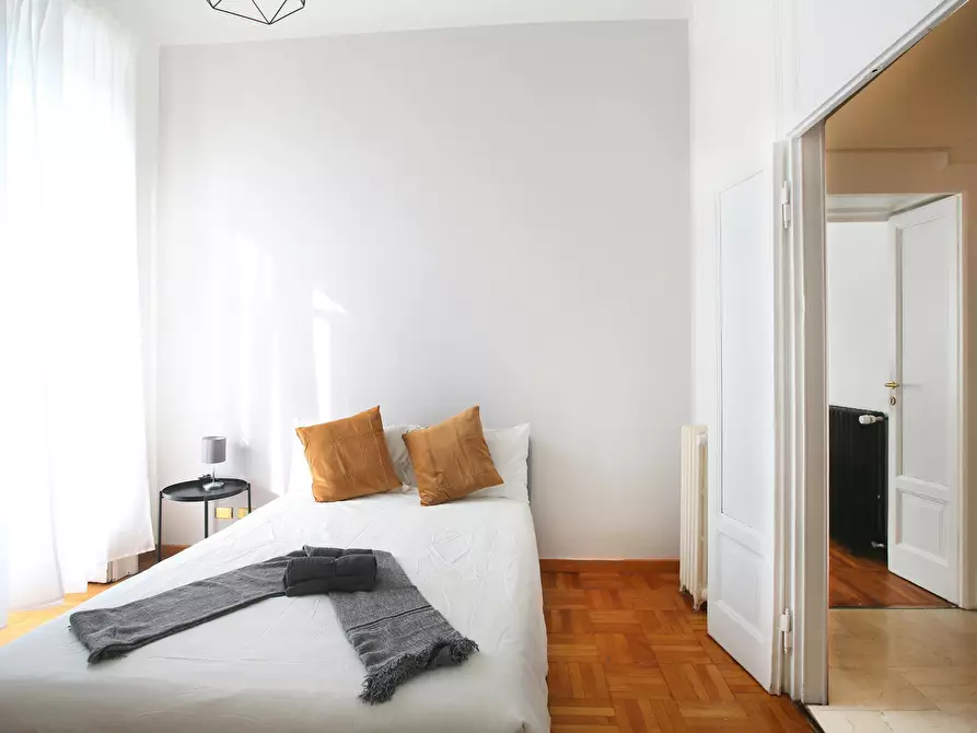 Immagine 3 di Camera in affitto  in Via Gustavo Modena a Milano