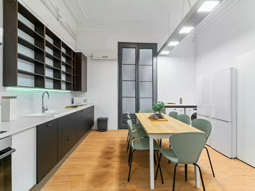 Immagine 9 di Camera in affitto  in Via Laietana a Barcelona