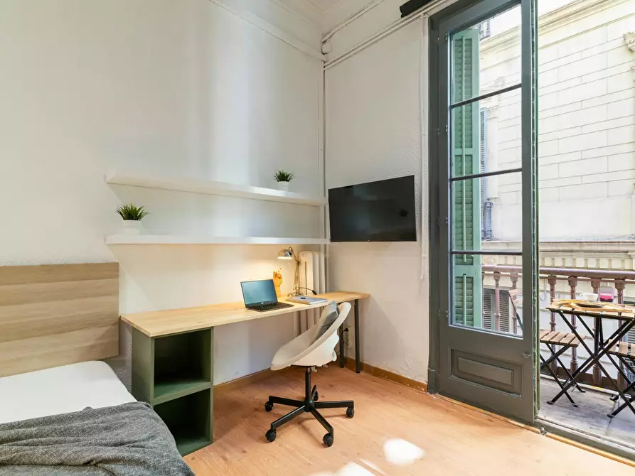 Immagine 1 di Camera in affitto  in Via Laietana a Barcelona