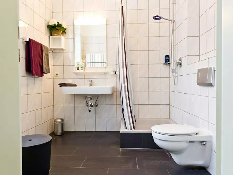 Immagine 5 di Appartamento in affitto  in Werderstraße a Köln