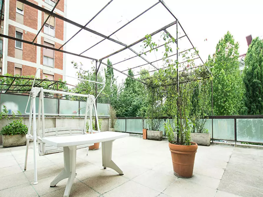 Immagine 8 di Camera in affitto  in Via Alfonso Capecelatro a Milano