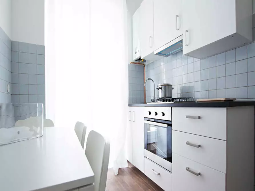 Immagine 7 di Camera in affitto  in Via Alfonso Capecelatro a Milano