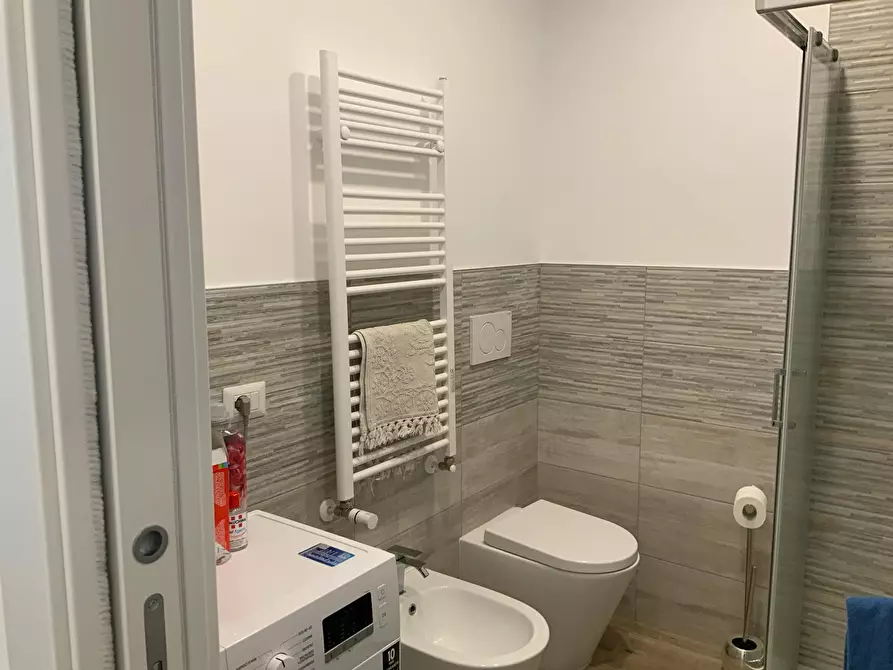 Immagine 9 di Appartamento in affitto  in Viale Umbria a Milano