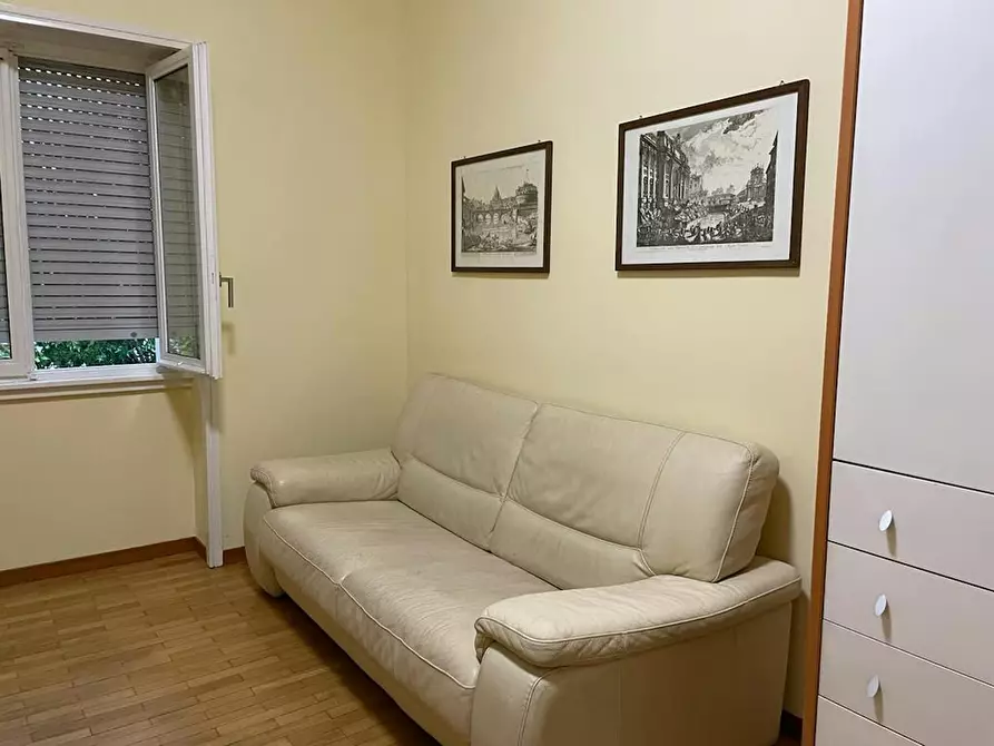 Immagine 1 di Camera in affitto  in Viale Emilio Caldara a Milano