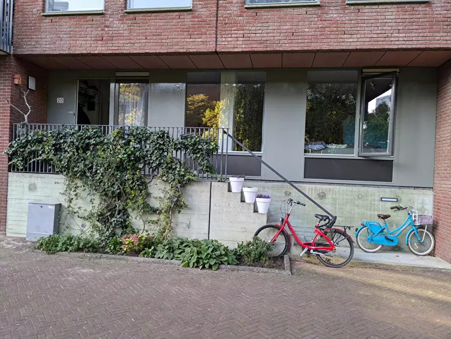 Immagine 10 di Appartamento in affitto  in Zuster Hennekeplein a Rotterdam