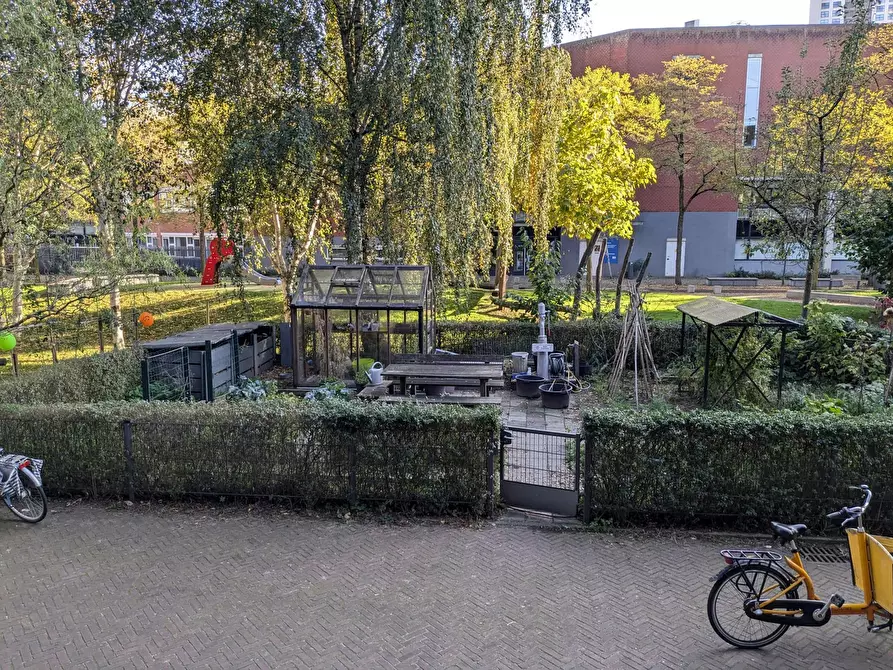Immagine 9 di Appartamento in affitto  in Zuster Hennekeplein a Rotterdam