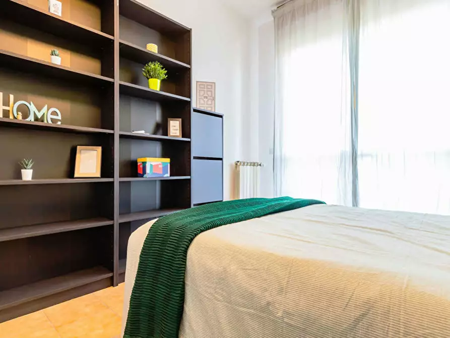 Immagine 6 di Camera in affitto  in Via dei Missaglia a Milano