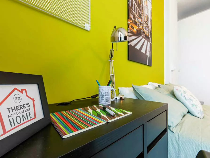 Immagine 8 di Camera in affitto  in Via dei Missaglia a Milano