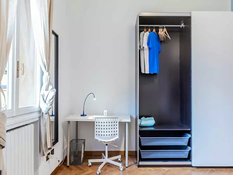 Immagine 6 di Camera in affitto  in Via Marsala a Bologna