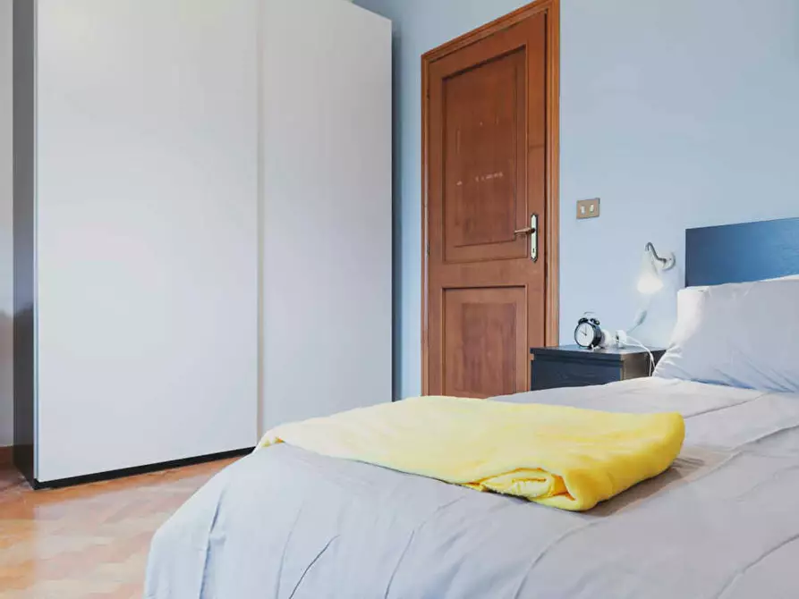 Immagine 7 di Camera in affitto  in Via Marsala a Bologna
