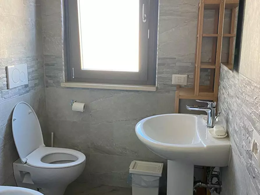 Immagine 4 di Camera in affitto  in Via di Tor Vergata a Roma