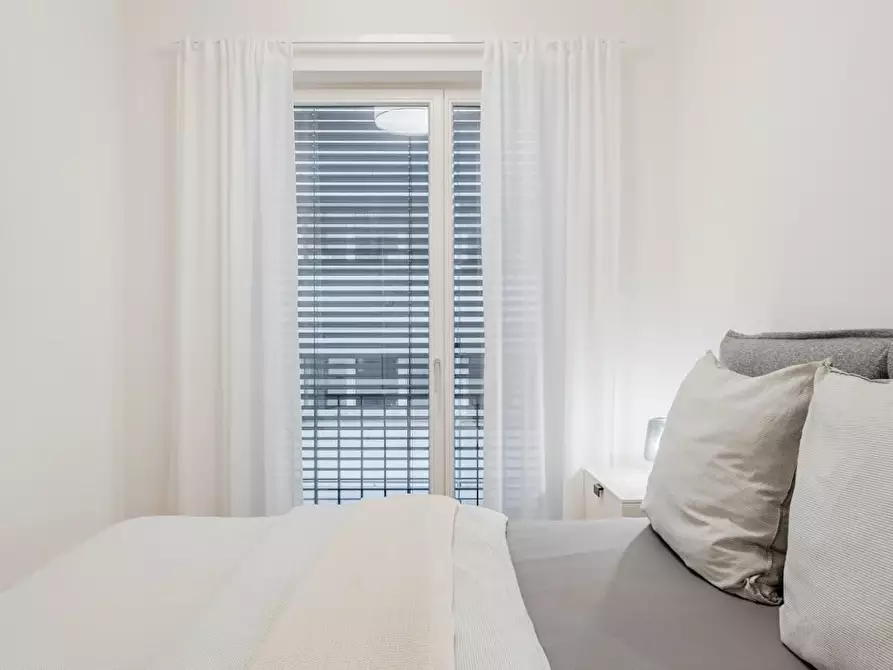 Immagine 10 di Appartamento in affitto  in Chausseestraße a Berlin