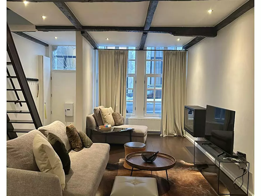 Immagine 3 di Casa indipendente in affitto  in Koningstraat a Gent