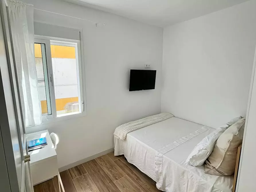 Immagine 1 di Camera in affitto  in Barriada Villegas a Sevilla