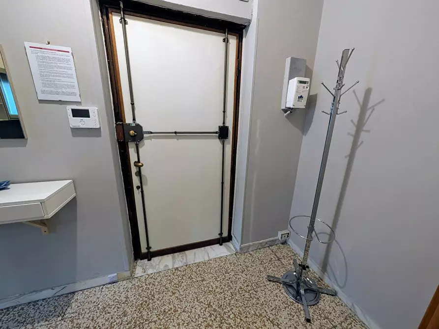 Immagine 9 di Camera condivisa in affitto  in Via Monte Generoso a Milano