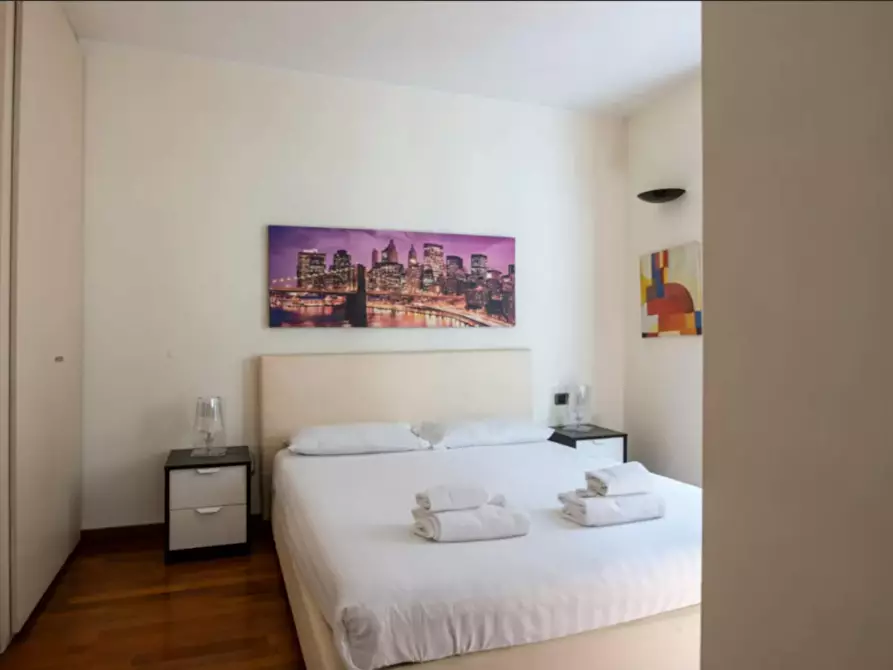 Immagine 2 di Appartamento in affitto  in Via dei Fabbri a Milano