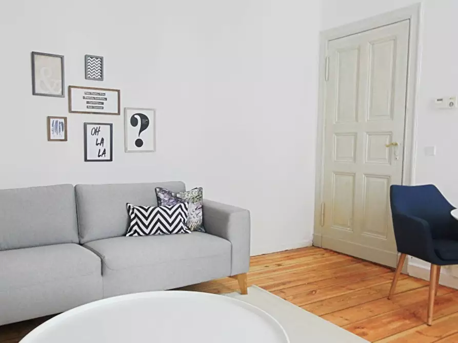 Immagine 5 di Appartamento in affitto  in Erich-Weinert-Straße a Berlin