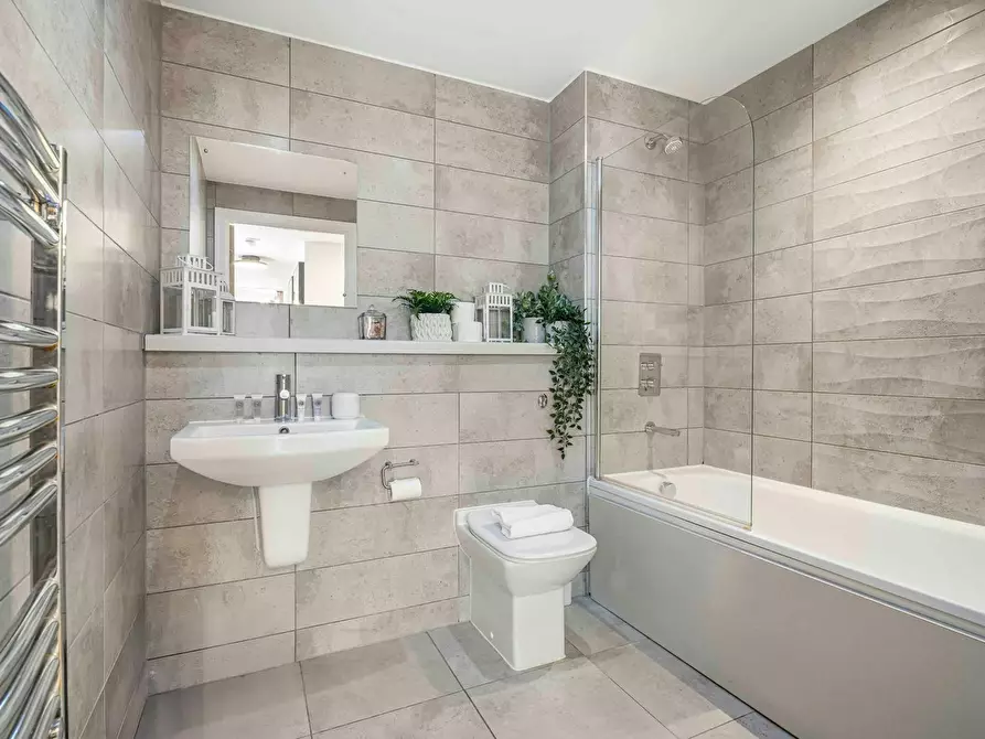 Immagine 3 di Appartamento in affitto  in Plaza Boulevard a 