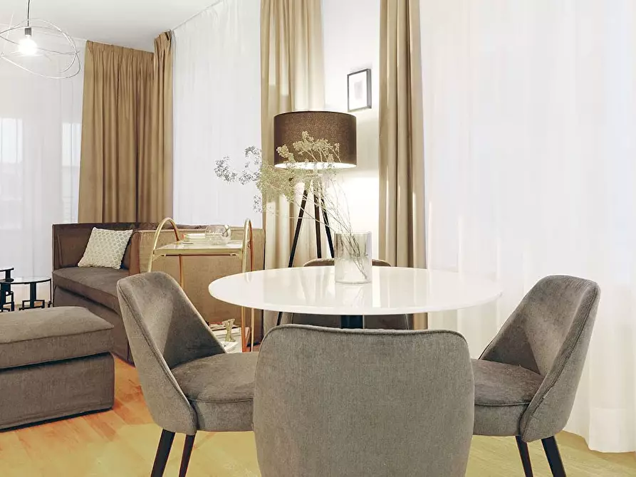 Immagine 2 di Appartamento in affitto  in Gabriele-Tergit-Promenade a Berlin Kreuzberg