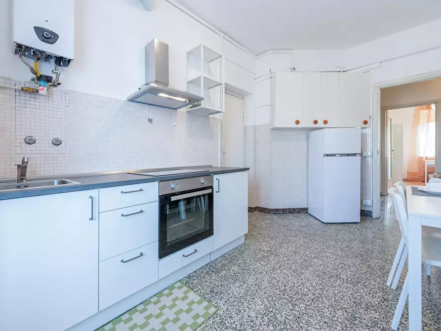 Immagine 8 di Camera in affitto  in Via Adele Martignoni a Milano