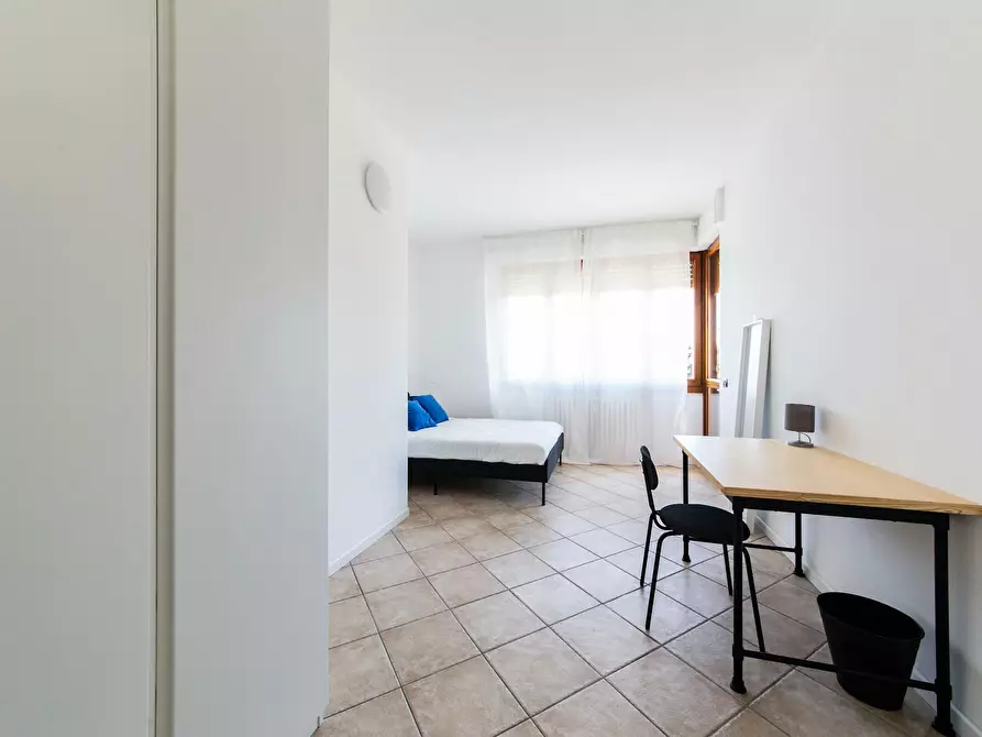 Immagine 1 di Camera in affitto  in Via Melchiorre Gioia a Milano