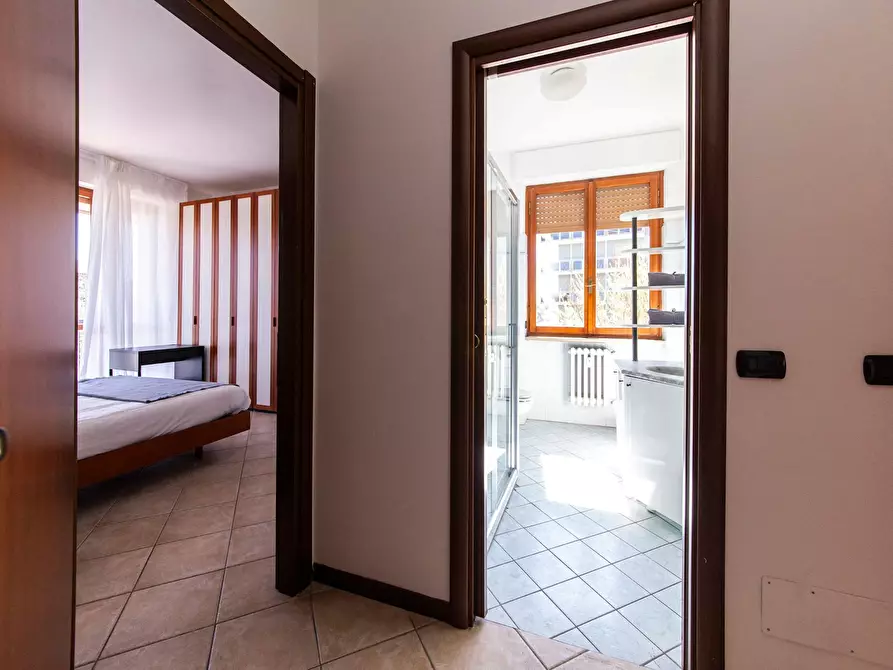 Immagine 2 di Camera in affitto  in Via Melchiorre Gioia a Milano