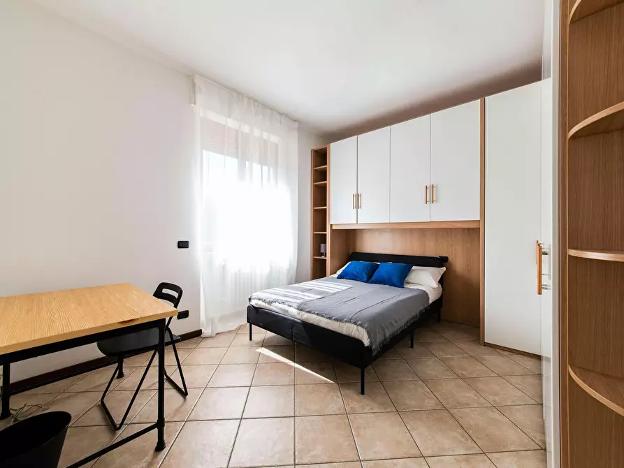 Immagine 1 di Camera in affitto  in Via Melchiorre Gioia a Milano