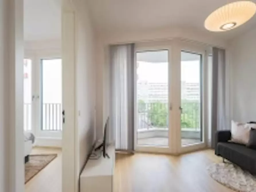Immagine 10 di Appartamento in affitto  in Krausenstraße a Berlin