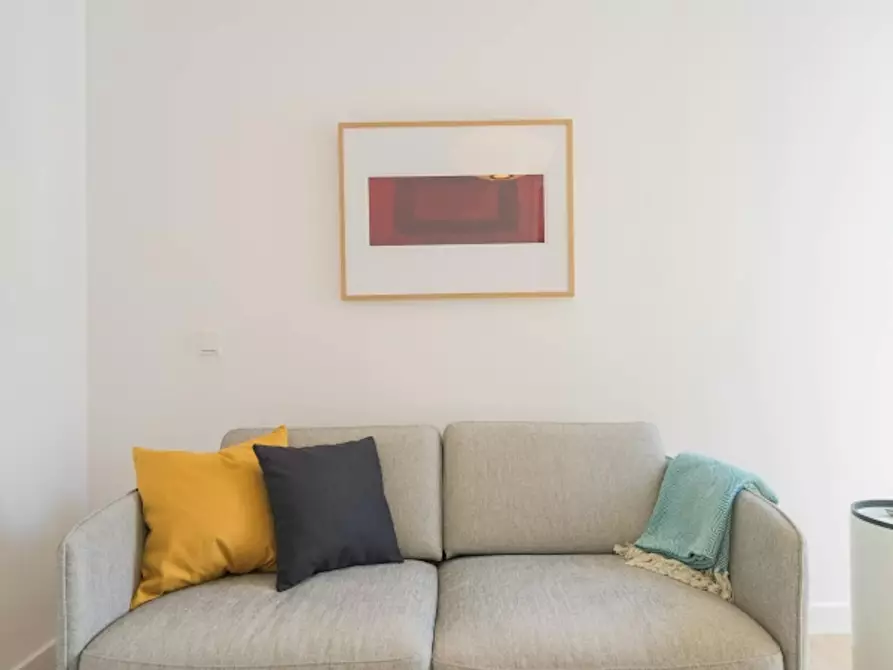 Immagine 5 di Appartamento in affitto  in Krausenstraße a Berlin