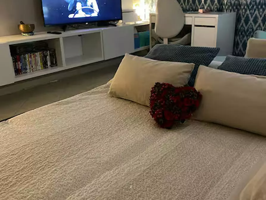 Immagine 10 di Camera in affitto  in Viale Amelia a Roma