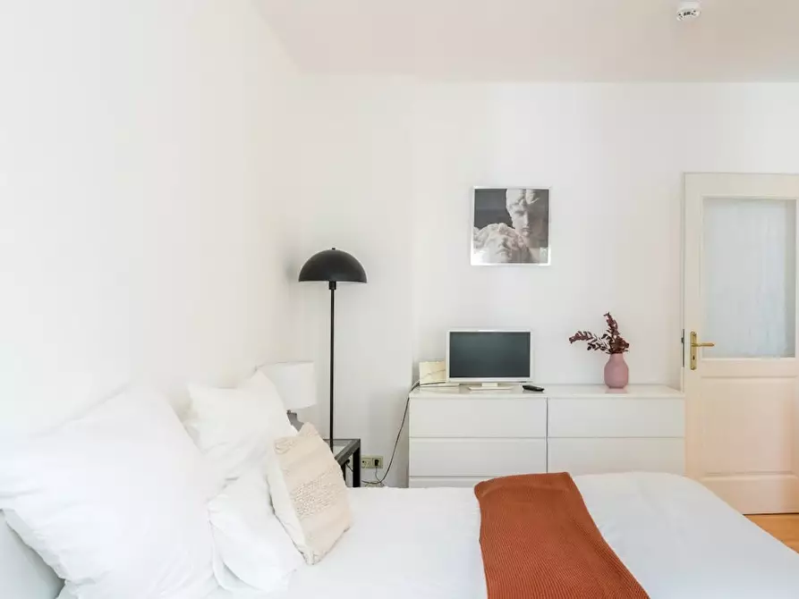Immagine 2 di Appartamento in affitto  in Rhinower Straße a Berlin